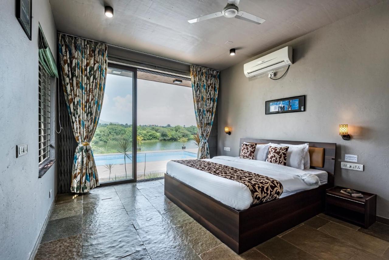 Saffronstays Rose Vineyard By The Lake, Nashik Eksteriør billede