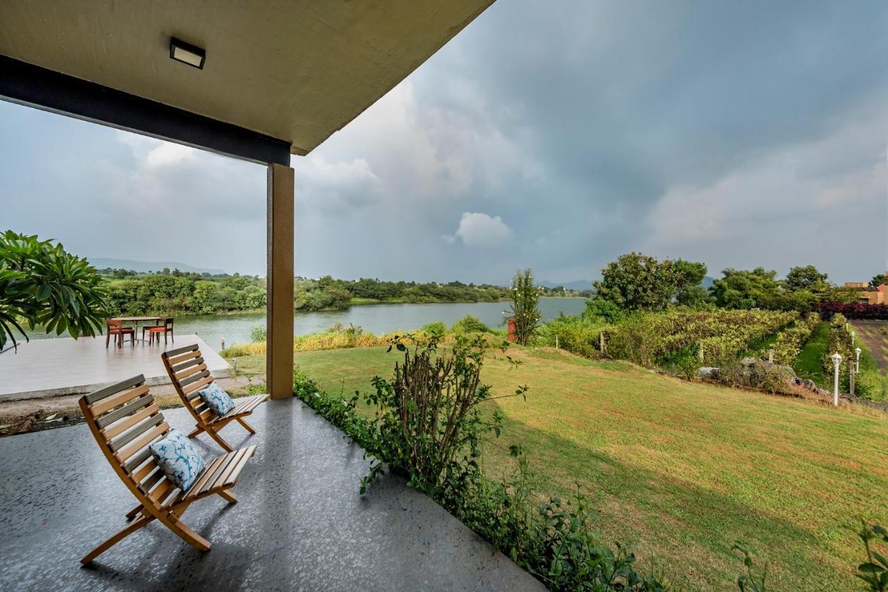 Saffronstays Rose Vineyard By The Lake, Nashik Eksteriør billede