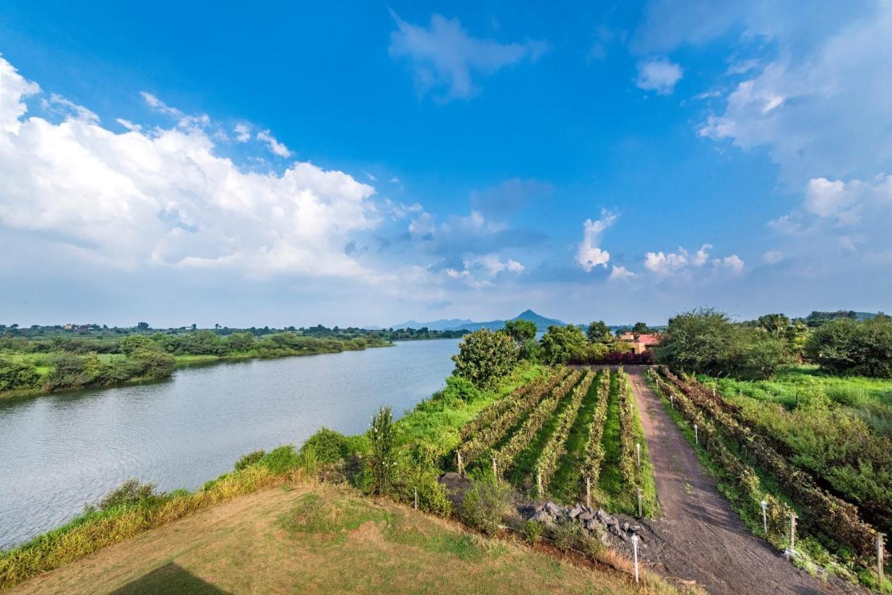Saffronstays Rose Vineyard By The Lake, Nashik Eksteriør billede